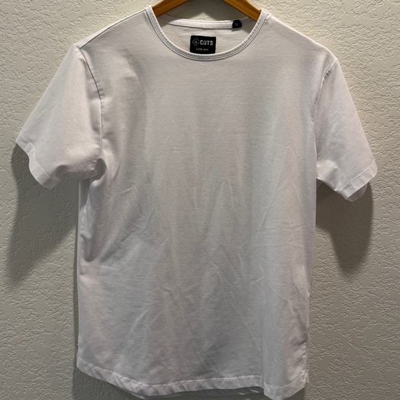 Cuts Clothing Other - Cuts AO Curve-Hem Tee